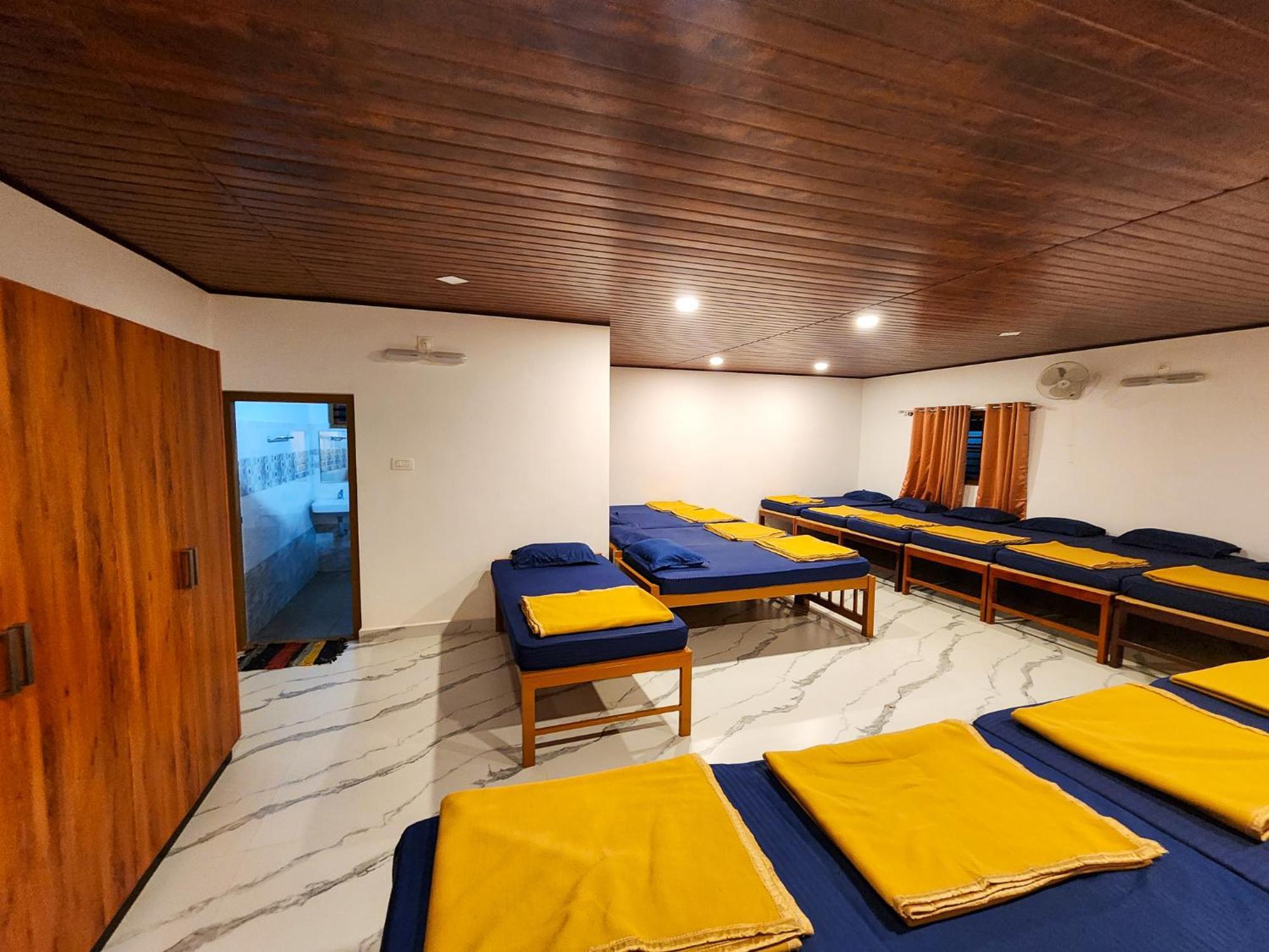 Celestial Heights Homestay Kurchi Eksteriør bilde